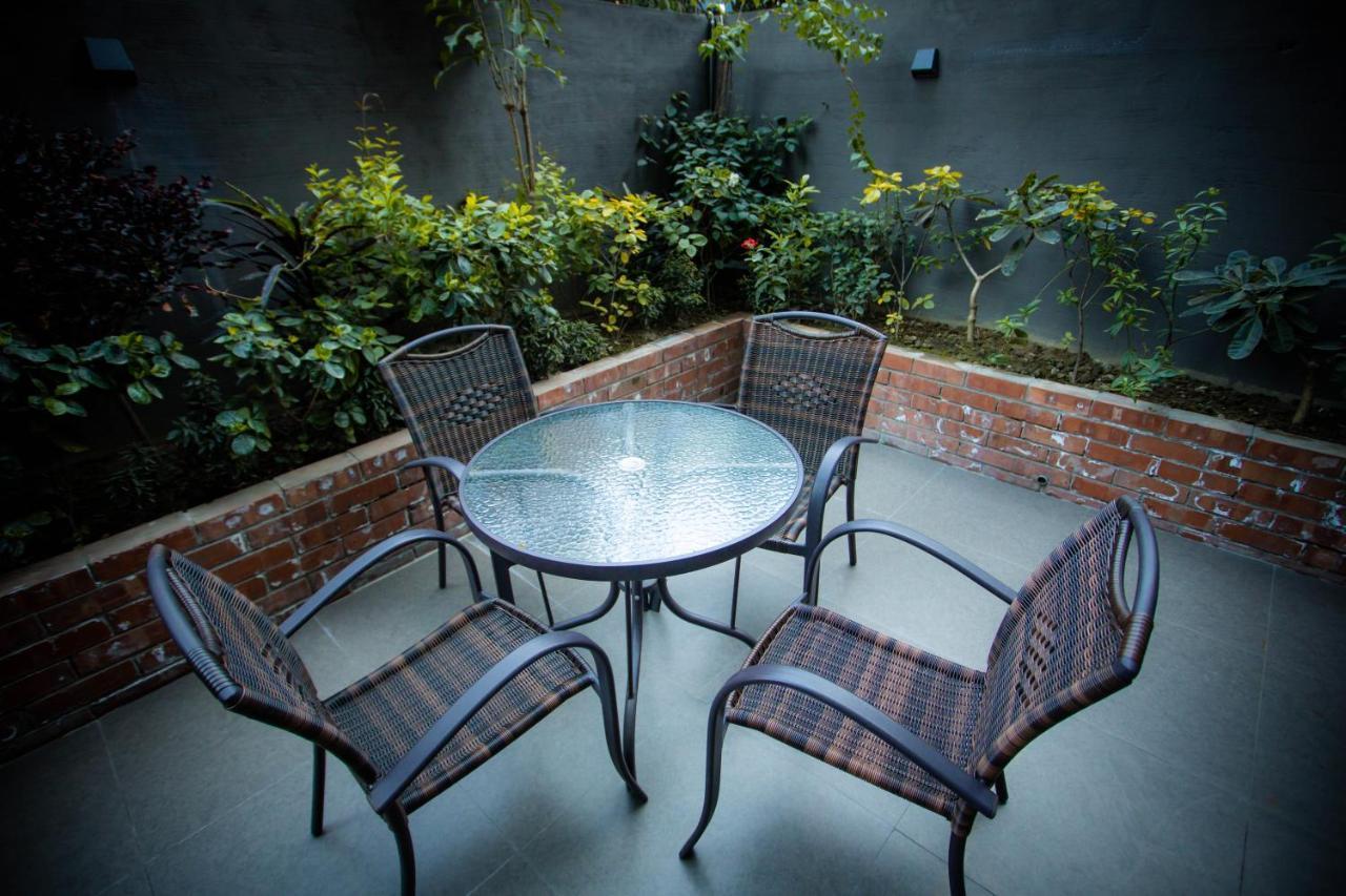 The Elite Residence Dhaka Buitenkant foto